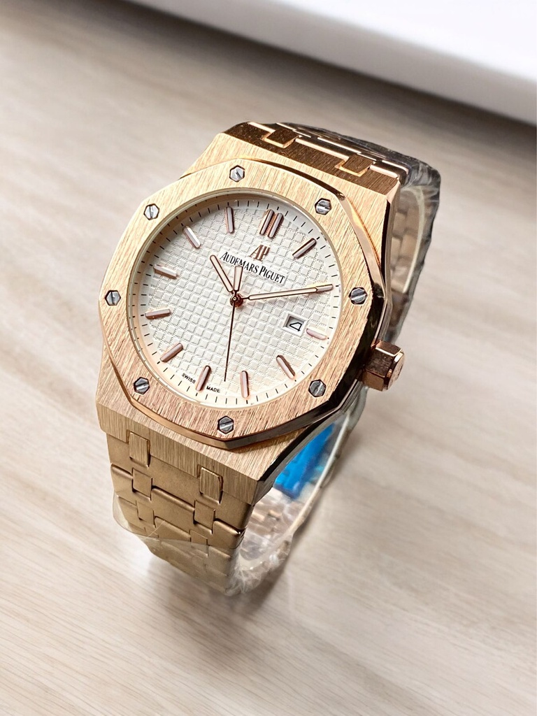 AUDEMARS PIGUET ( AP ) 